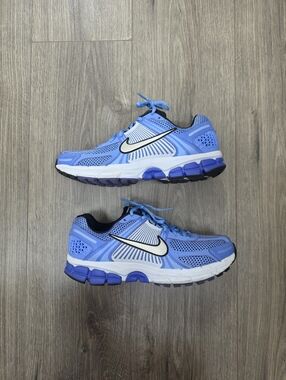 Nike Vomero 5 Royal Pulse Running Shoes Womens Size 9